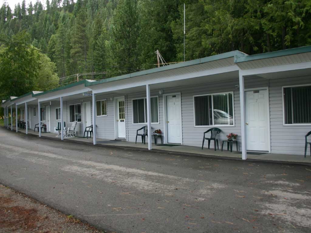 Box Canyon Motel & Resort Ione, WA Motels Selkirk Loop