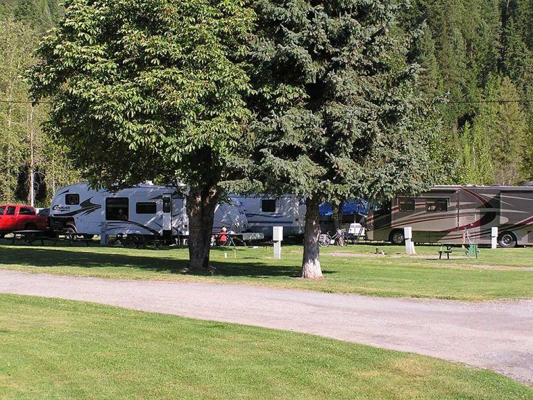 Mt. Linton RV & Trailer Park International Selkirk Loop