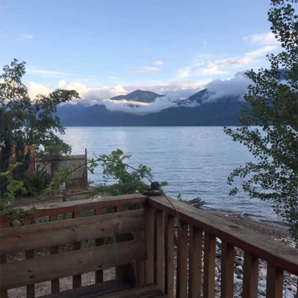 Kootenay Lake Lodge Waterfront Log Chalets & RV International